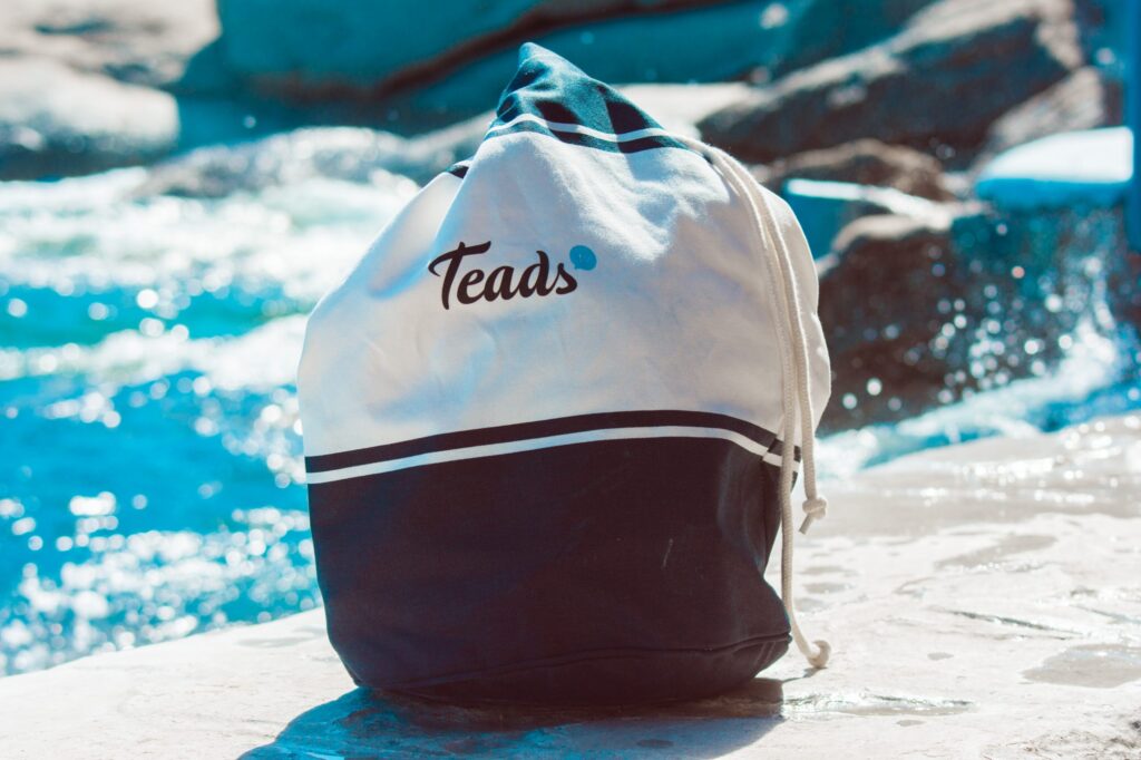 teads-mykonos_39629361881_o-scaled
